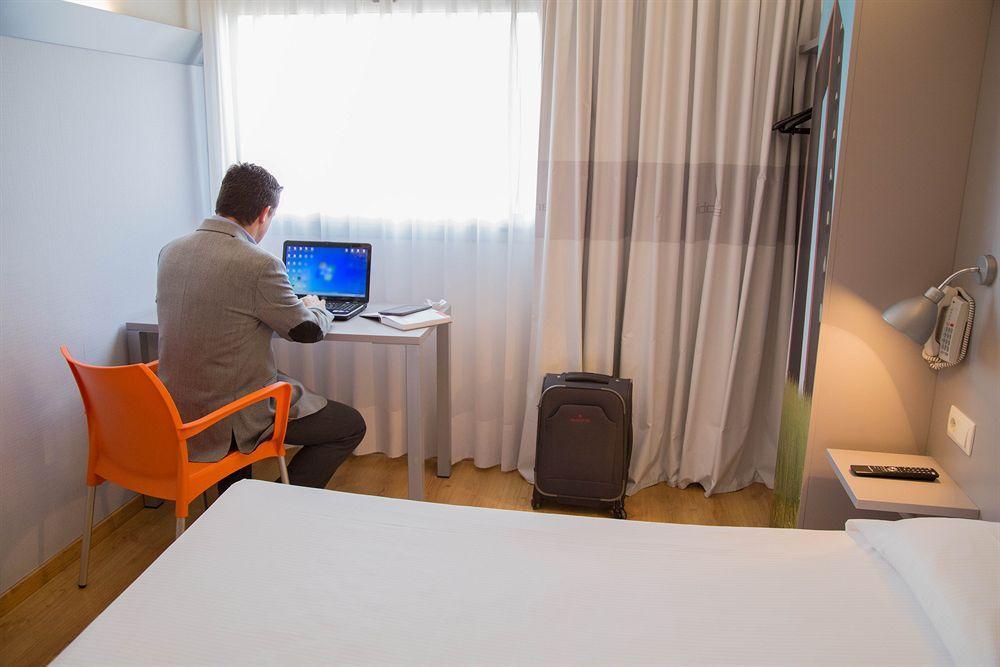 Hotel Girona 2