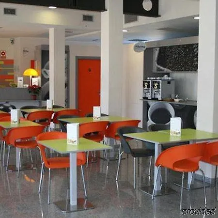 B&B Hotel Girona 2 